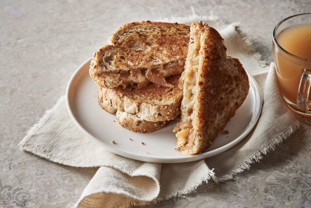 French Onion Grilled Cheese - Cuisine Adventures