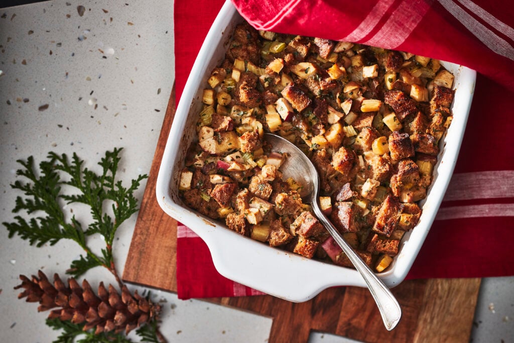 Caramelized Onion and Apple Stuffing - Cuisine Adventures