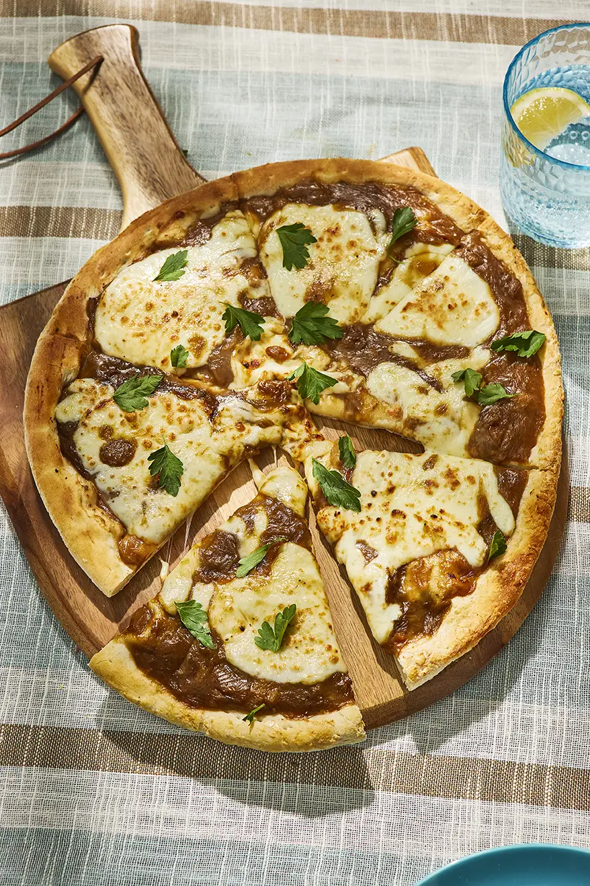 French Onion Soup Pizza - Cuisine Adventures